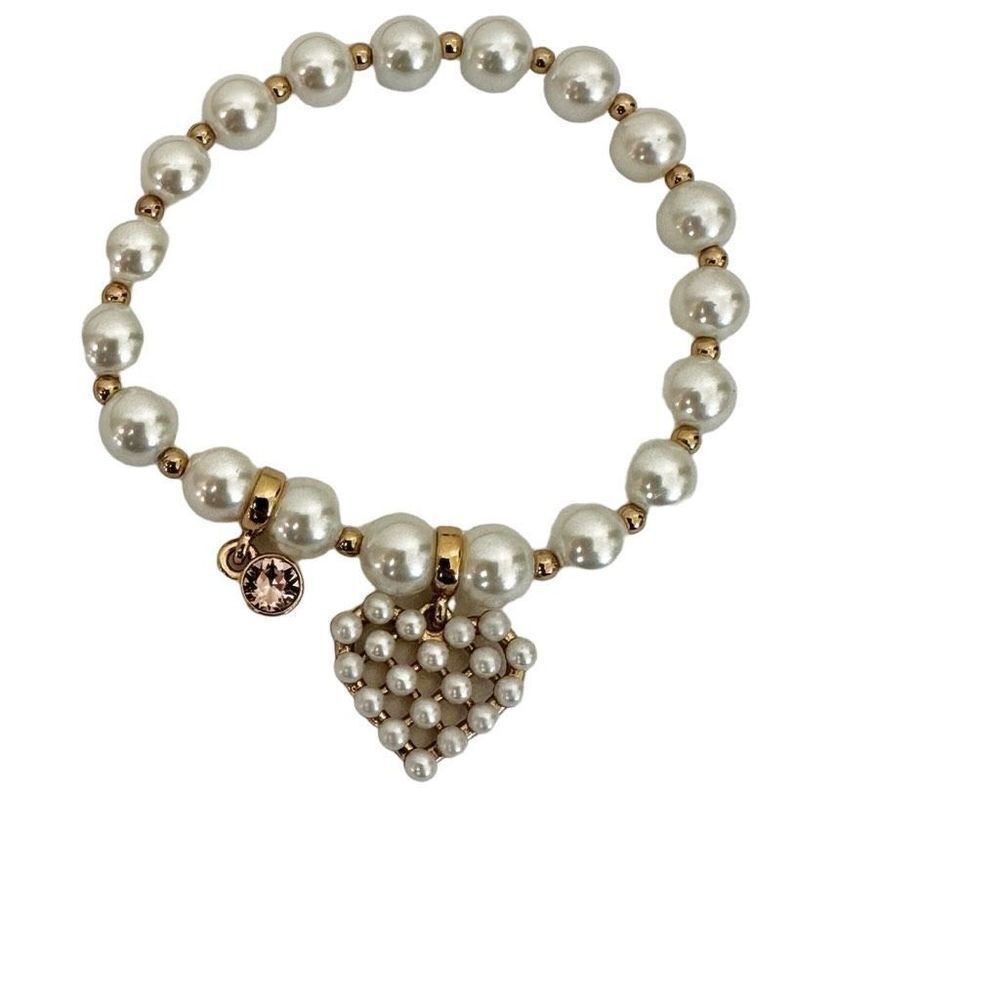 Faux pearl heart charm stretchy bracelet